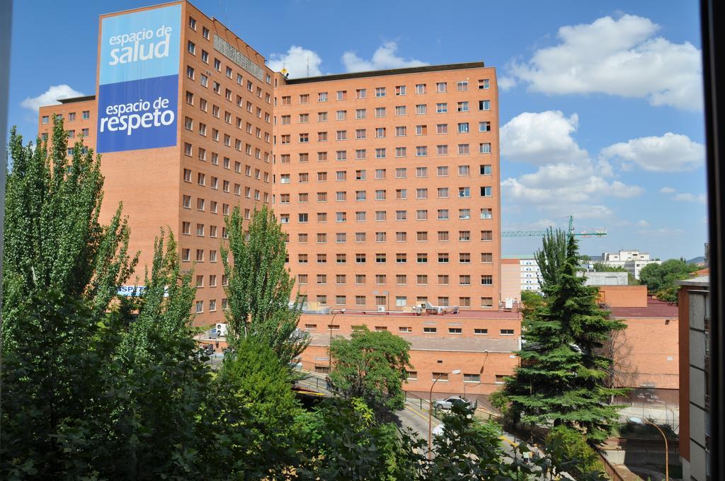 Hostal Ramon Y Cajal Valladolid Luaran gambar