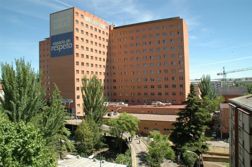 Hostal Ramon Y Cajal Valladolid Luaran gambar